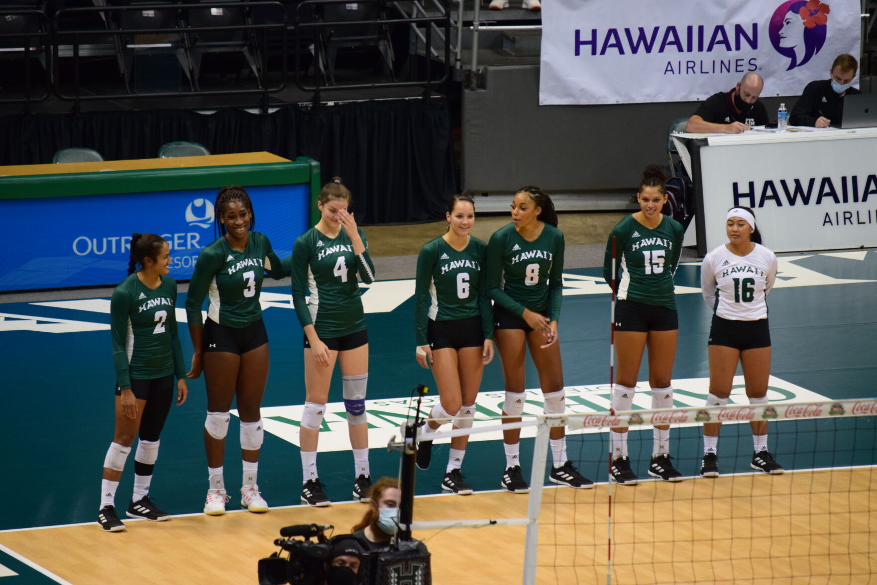 Hawaii WVB Starters 8.28.JPG